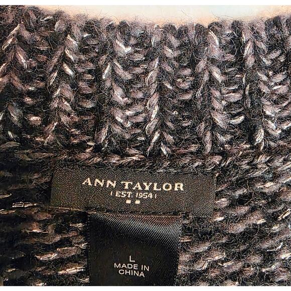 Ann Taylor Women's V-Neck Sweater Black Gray Silver Size L Long Sleeve Pullover - Picture 2 of 6